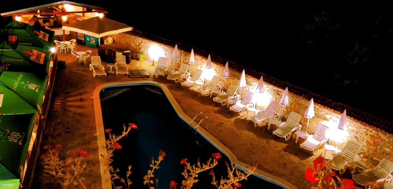 Yakovtsi Inn Ngoại thất bức ảnh