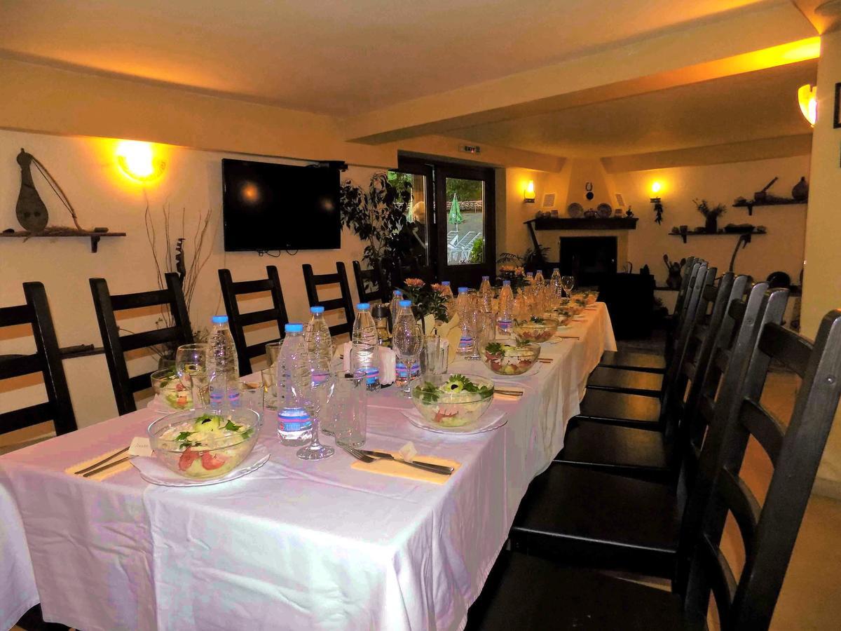 Yakovtsi Inn Ngoại thất bức ảnh