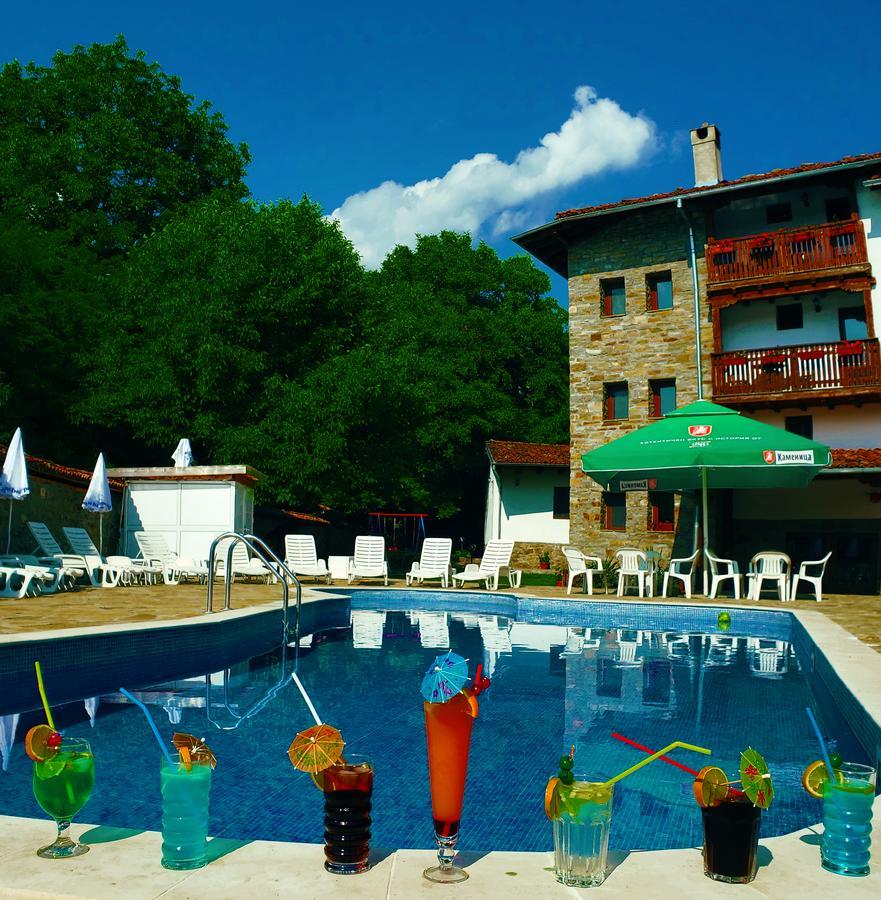 Yakovtsi Inn Ngoại thất bức ảnh