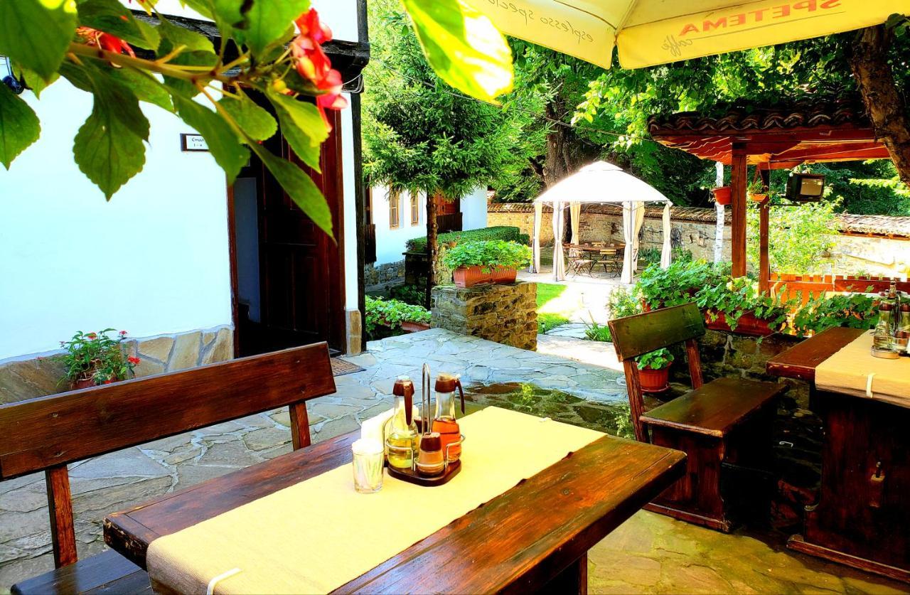 Yakovtsi Inn Ngoại thất bức ảnh