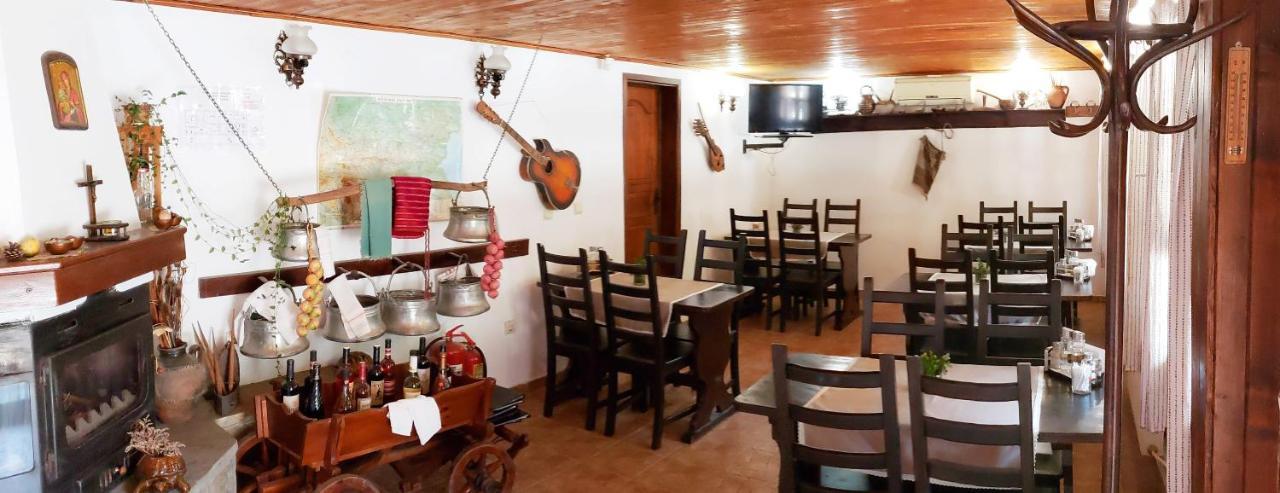 Yakovtsi Inn Ngoại thất bức ảnh