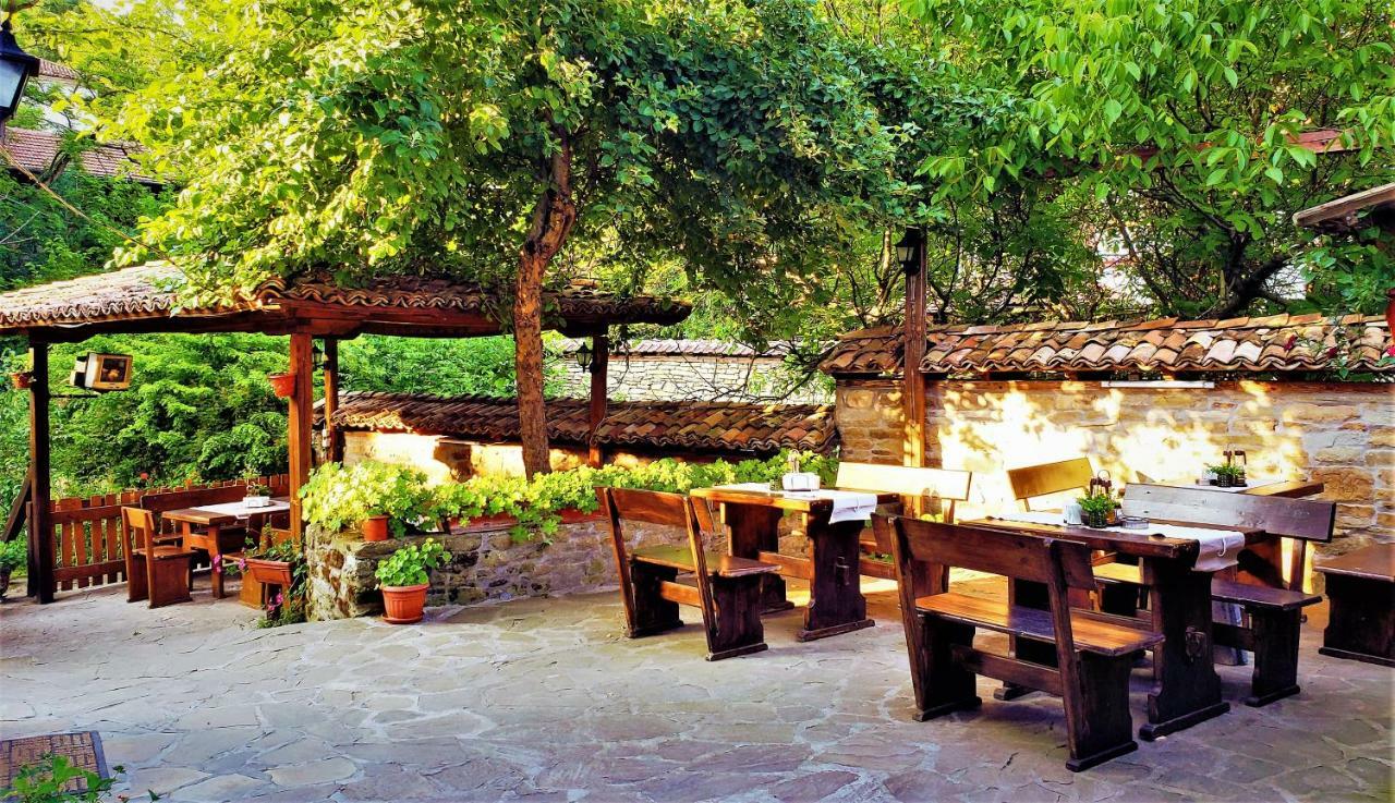 Yakovtsi Inn Ngoại thất bức ảnh